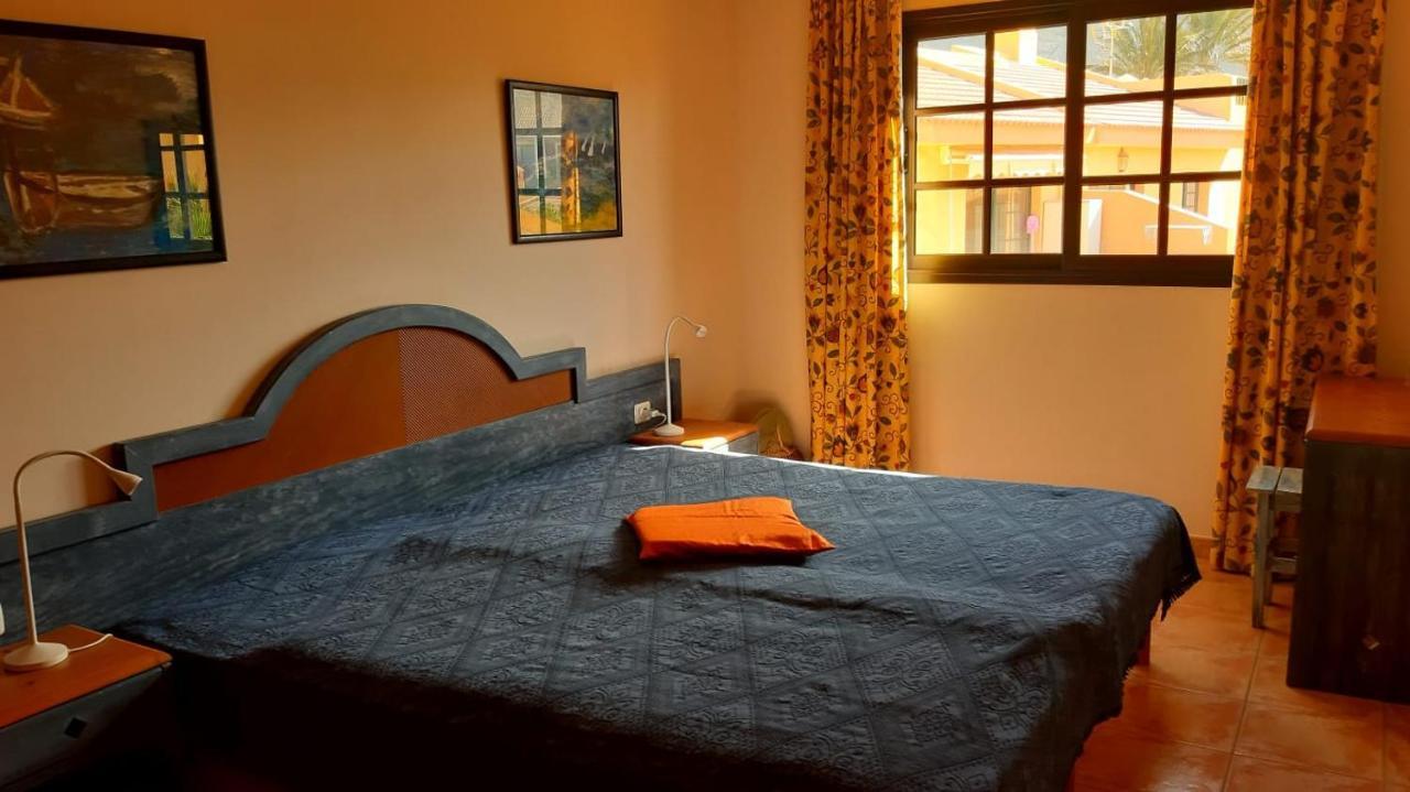 Appartement Lona, El Cieno Mit Pool Direkt Am Meer Вальє-Гран-Рей Екстер'єр фото