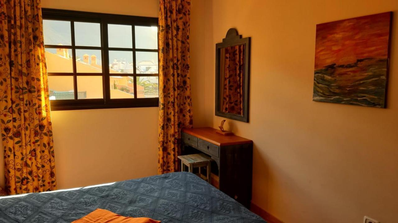 Appartement Lona, El Cieno Mit Pool Direkt Am Meer Вальє-Гран-Рей Екстер'єр фото